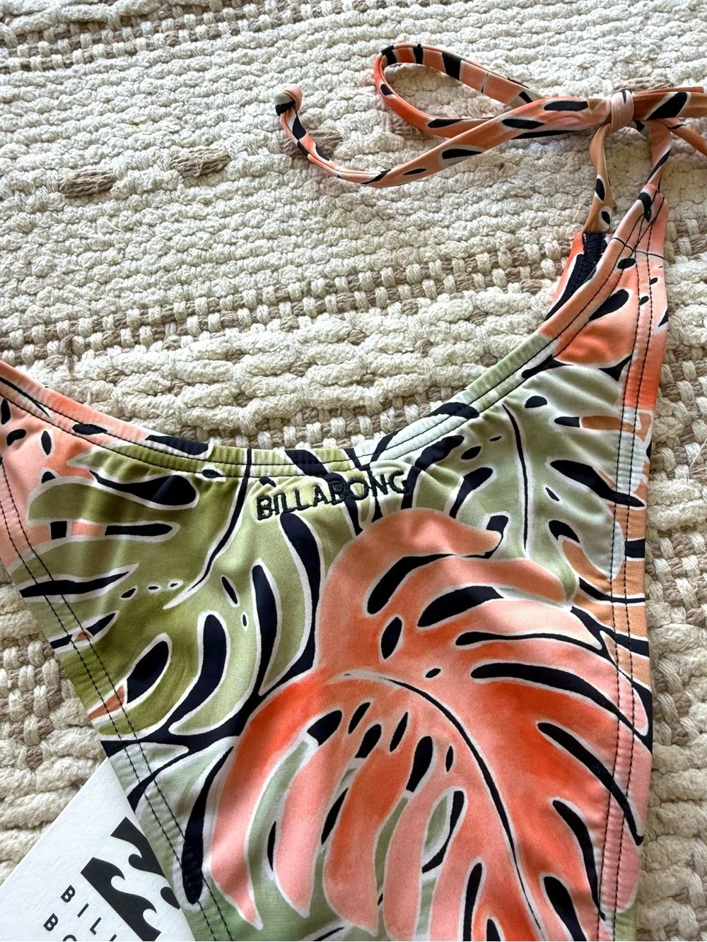 🔥🔥BILLABONG - UNRELEASED MIDNIGHT ISLAND SIDE TIE DIPPIN BOTTOMS🔥